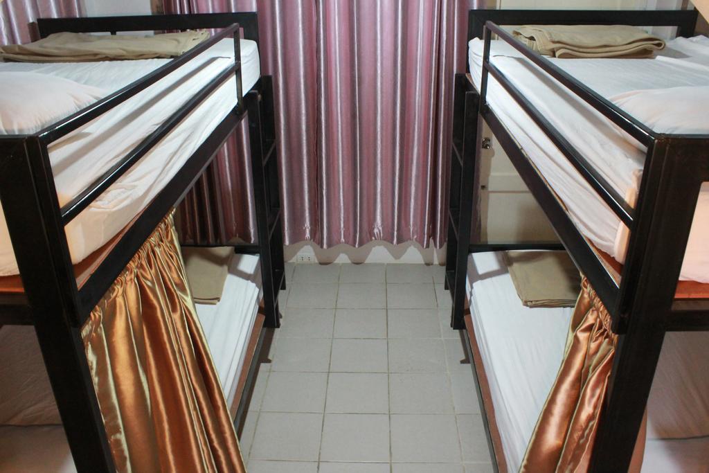 Baan Park Raak Backpacker Hostel Chiang Mai Ngoại thất bức ảnh
