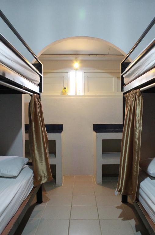 Baan Park Raak Backpacker Hostel Chiang Mai Ngoại thất bức ảnh