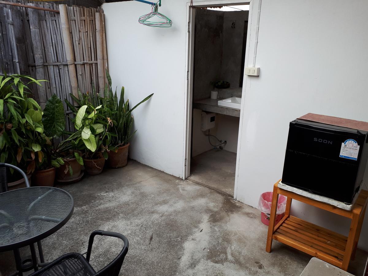Baan Park Raak Backpacker Hostel Chiang Mai Ngoại thất bức ảnh