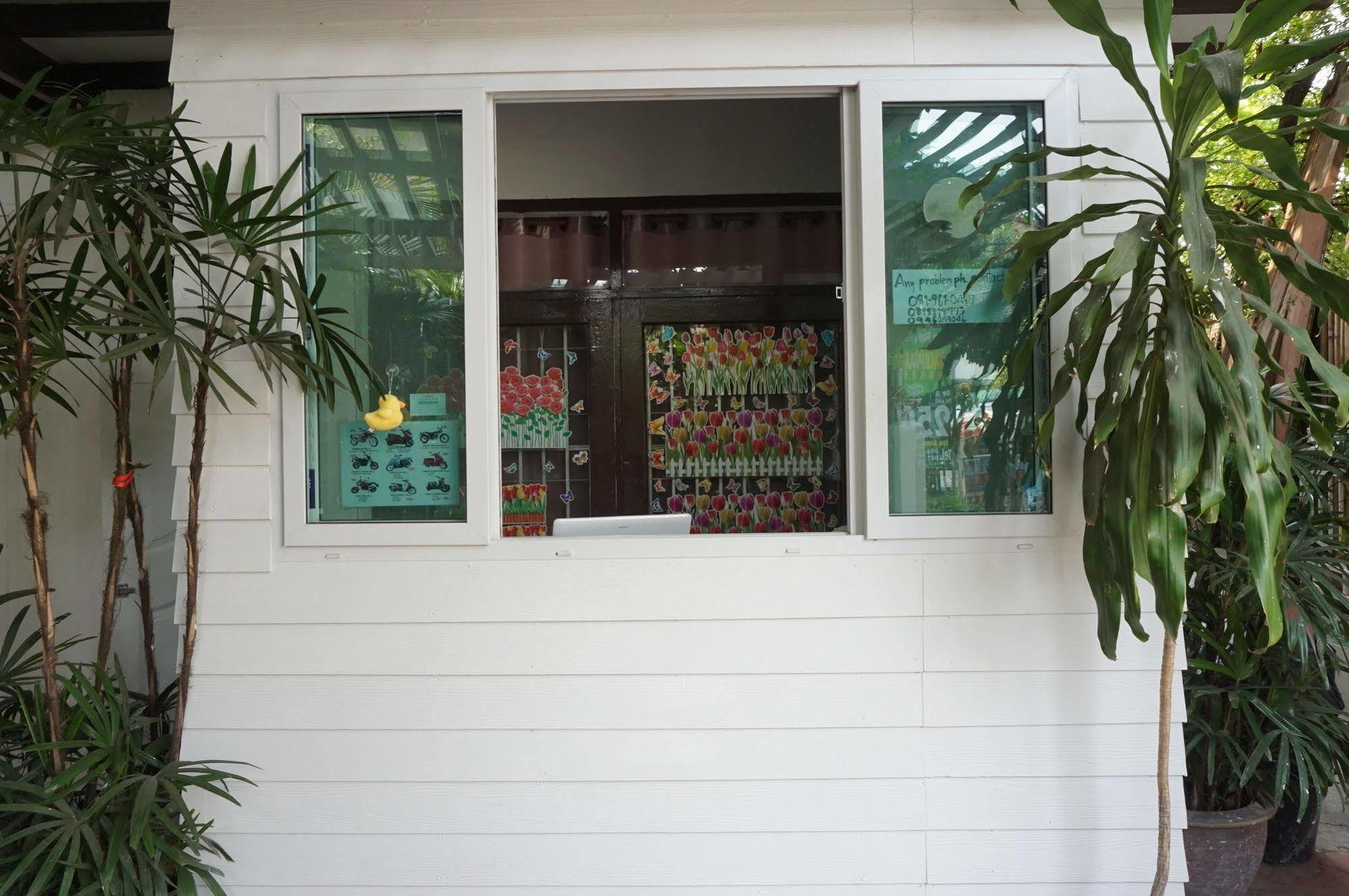 Baan Park Raak Backpacker Hostel Chiang Mai Ngoại thất bức ảnh